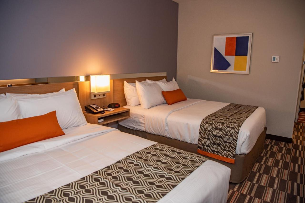 Microtel & By Wyndham 3*