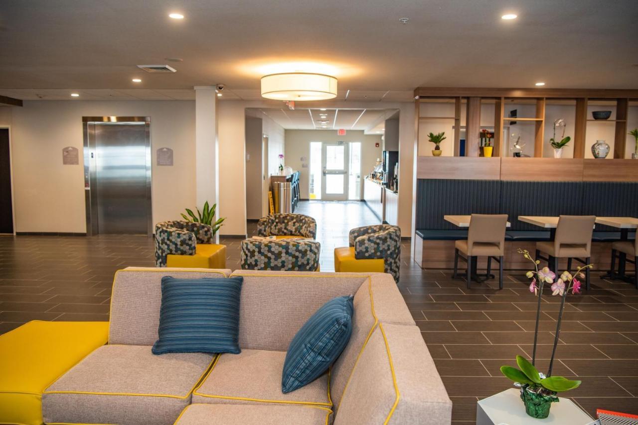 Hotel Microtel & By Wyndham