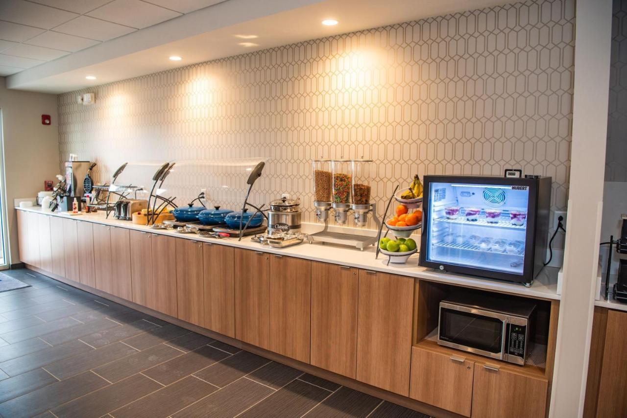 Microtel & By Wyndham Carlisle